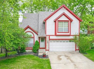 1322 N Anne Shirley Dr, Olathe, KS 66061