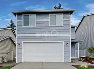 8208 125th St E, Puyallup, WA 98373