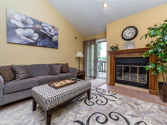 4th image of 4645 Oakhill Blvd APT 302A