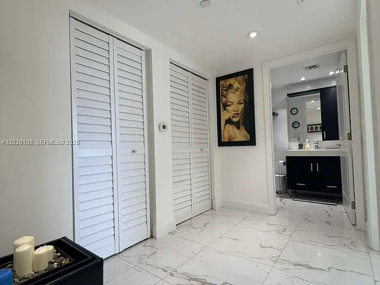 111 E Flagler St #806 — Photo 8