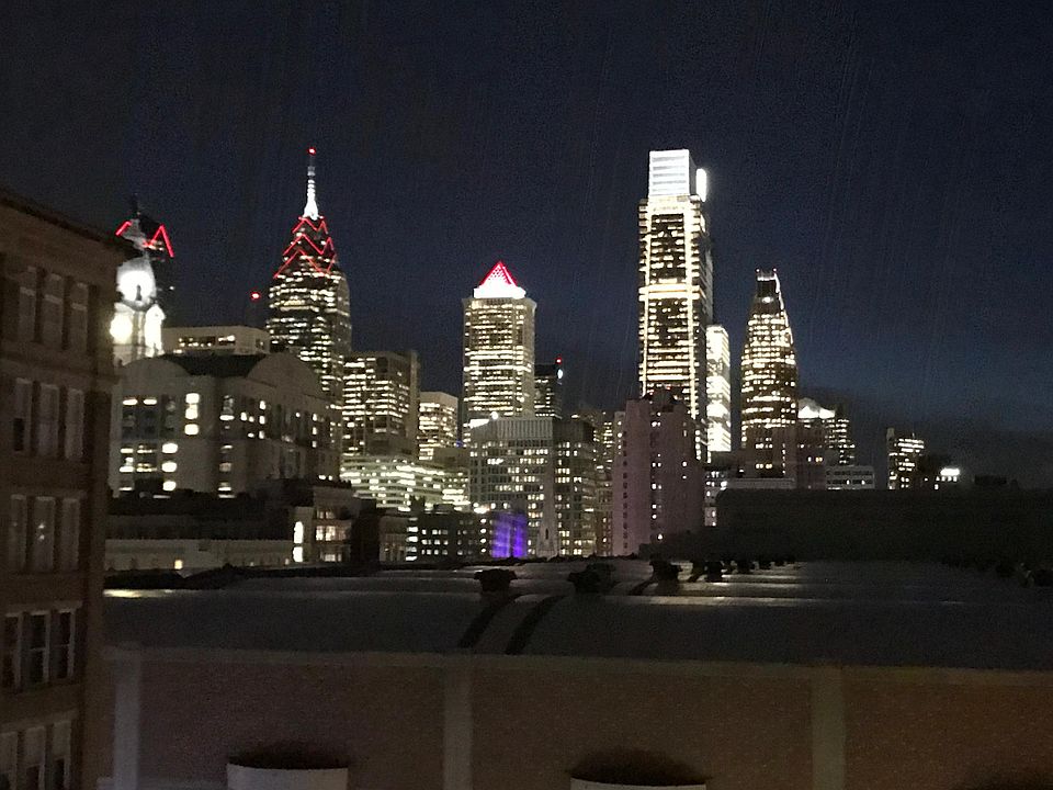 Great View of Center City - Bedroom View