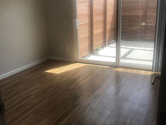3rd image of 3920 Idaho St #1