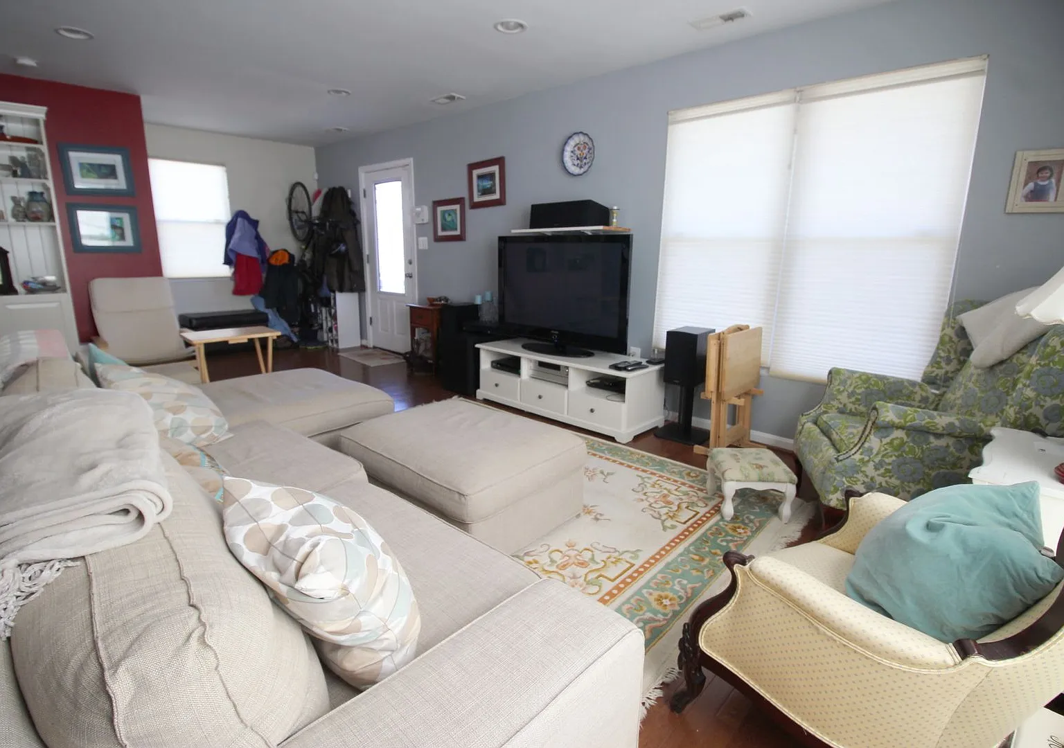 4BR/2.5B Home — Photo 3