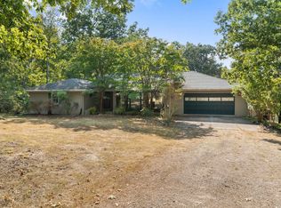 462 Howard Creek Rd, Lakeview, AR 72651