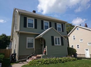 218 Maple St, West Roxbury, MA 02132