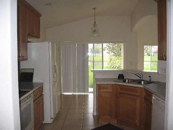 4th image of 14042 Budworth Cir