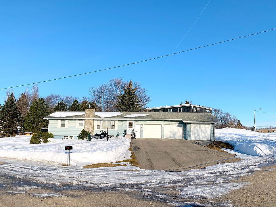 1st image of 407 Parkway Dr
