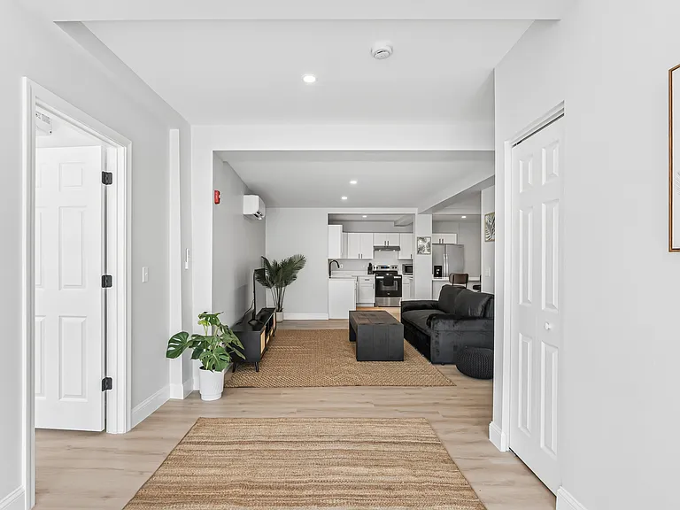 20 Washington Ave #101 — Photo 9