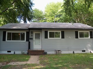 5 Kingslee Ln, Hampton, VA 23669