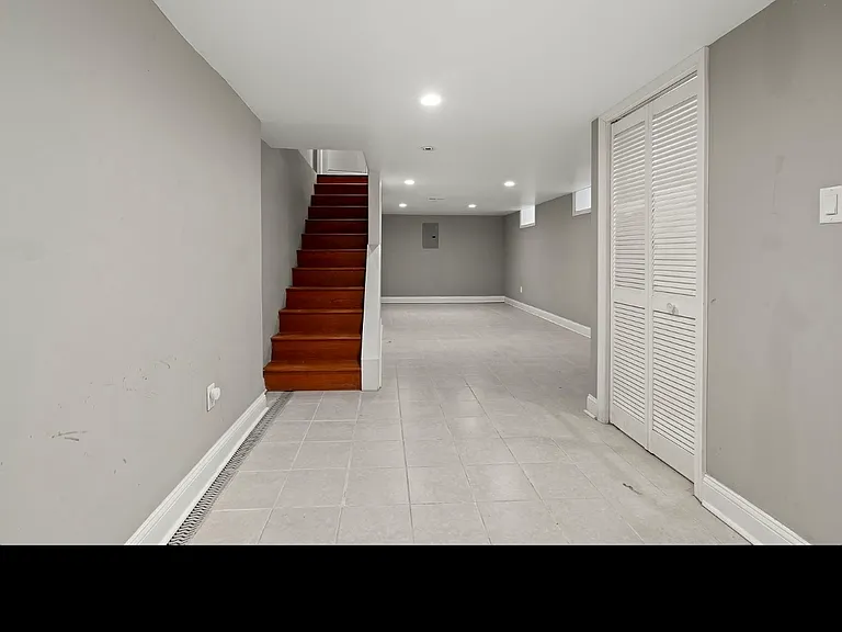 5101 Ditman St — Photo 8