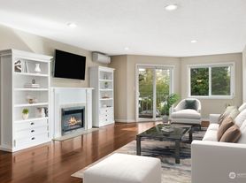 Le Mer Condominiums - Tacoma, WA | Zillow