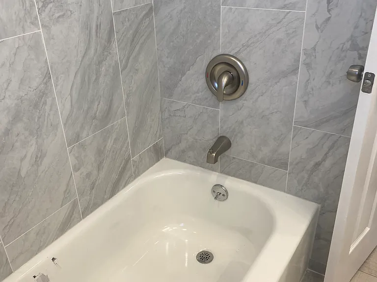 3124 Elder Ln — Photo 2