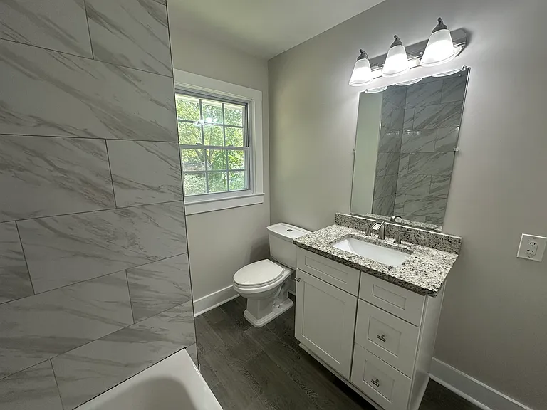 569 Woods Dr NW — Photo 11