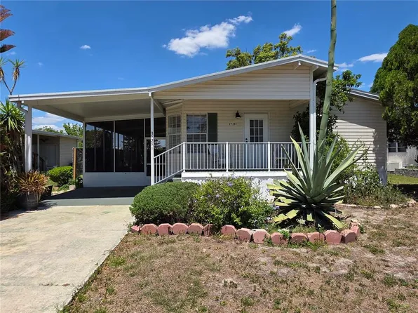 37251 Lois Ave, Zephyrhills, FL 33542