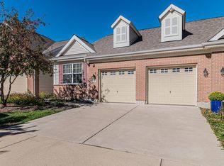 73 Tall Grass Ct, Streamwood, IL 60107