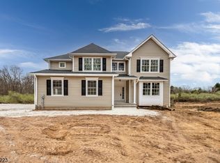 1 Shop Ln, Long Valley, NJ 07853