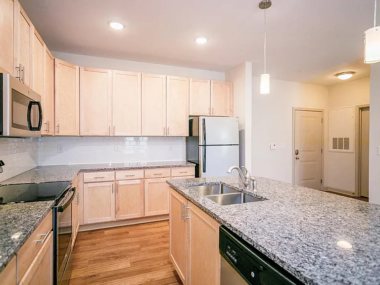 2918 North at Winstead Commons — Photo 25