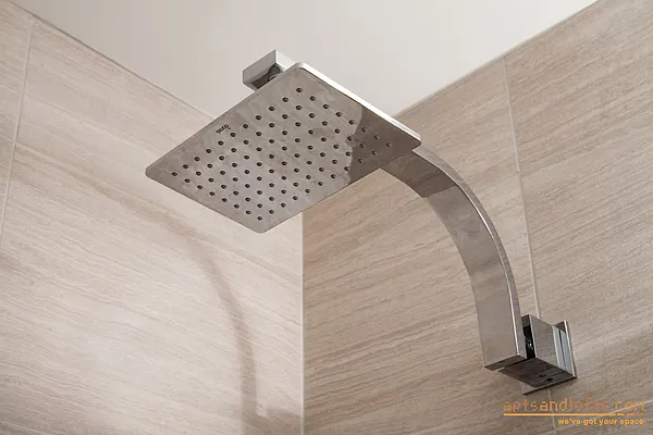 Rented by aptsandlofts.com | media 12