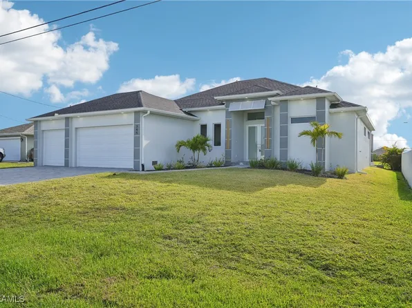 345 SW 29th Pl, Cape Coral, FL 33993