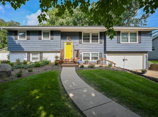 123 Simpson St, Geneva, IL 60134