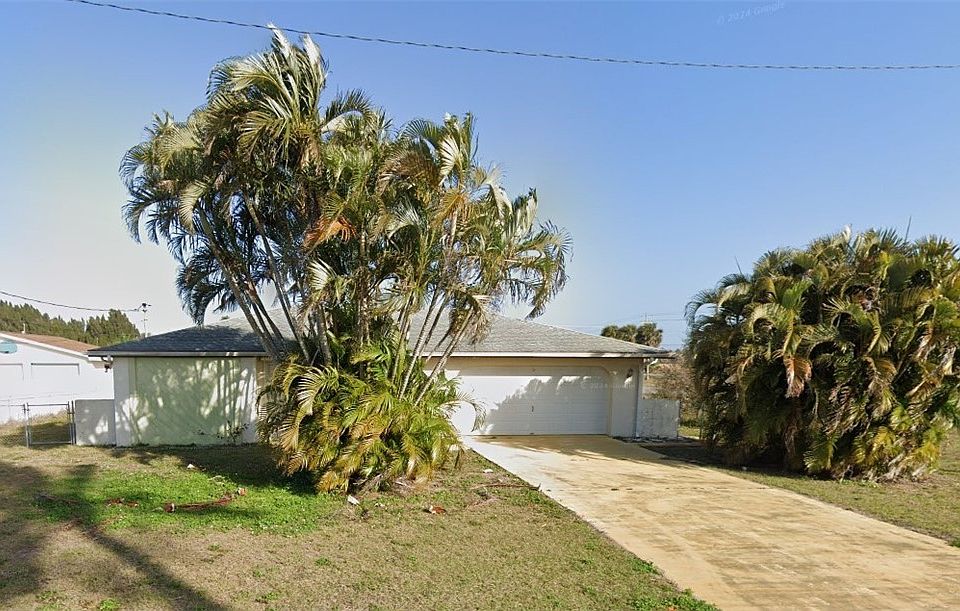 1st image of 4700 Flamingo Dr