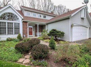 163 Kentucky Xing, Rochester, NY 14612