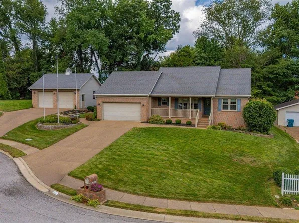 5666 Cherry Hill Dr, Newburgh, IN 47630