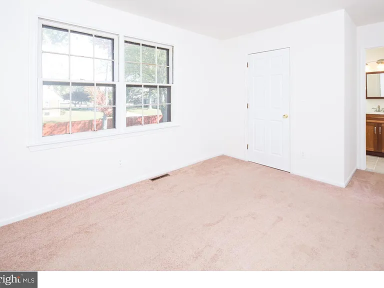 107 Washington Ave — Photo 27