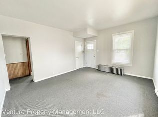 1501 S 84th St, West Allis, WI 53214