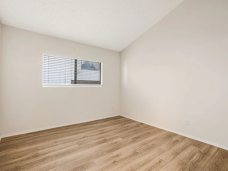 3620 Jasmine Ave — Photo 9