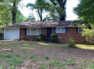 2372 Green Forrest Dr, Decatur, GA 30032