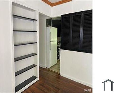 3rd image of 9860 Monarch Dr