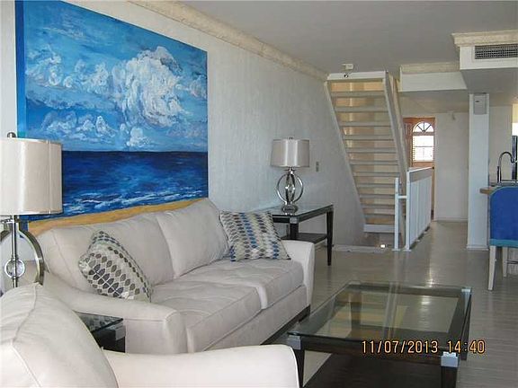 5th image of 550 NE 21st Ave APT 5