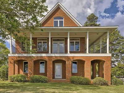 1057 Jones Rd, Irmo, SC, 29063