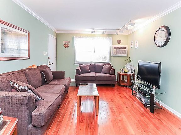2nd image of 226-47 Kingsbury Ave APT A
