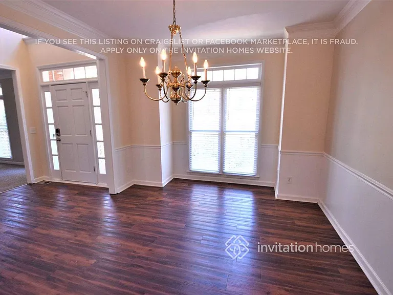 253 Sedgewick Trl — Photo 2