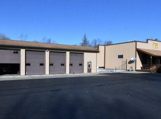 6247 Youngstown Hubbard Rd, Hubbard, OH 44425