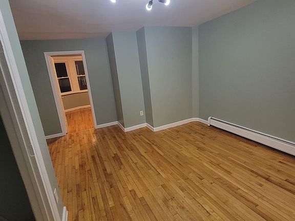 3rd image of 40 Oriental St #1