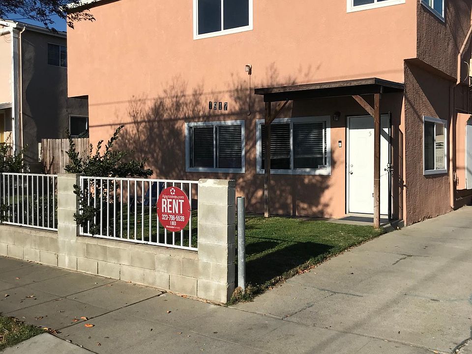 1st image of 1917 22nd St