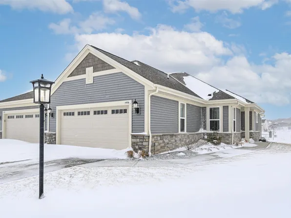 1455 Sandhill Rdg #2402, Mukwonago, WI 53149