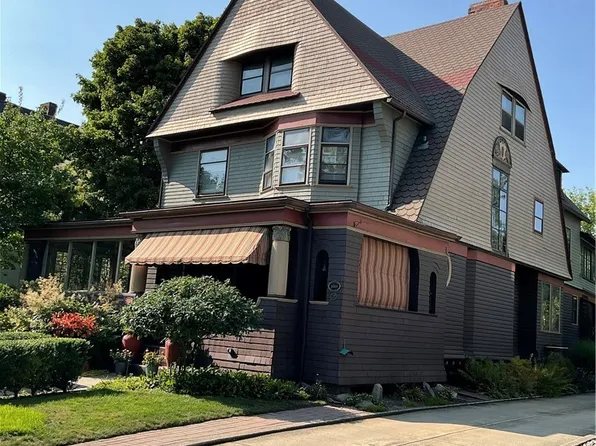 332 Goundry St, North Tonawanda, NY 14120