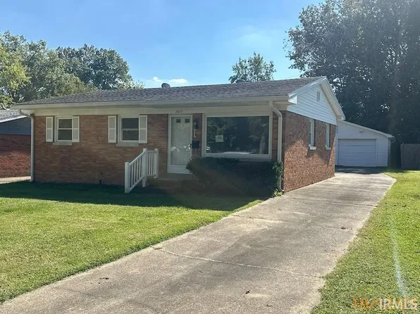 2017 Ridgeway Ave, Evansville, IN 47714