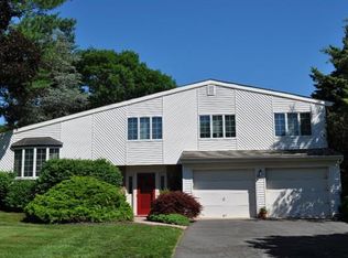 6 Heath Rd, Monmouth Junction, NJ 08852