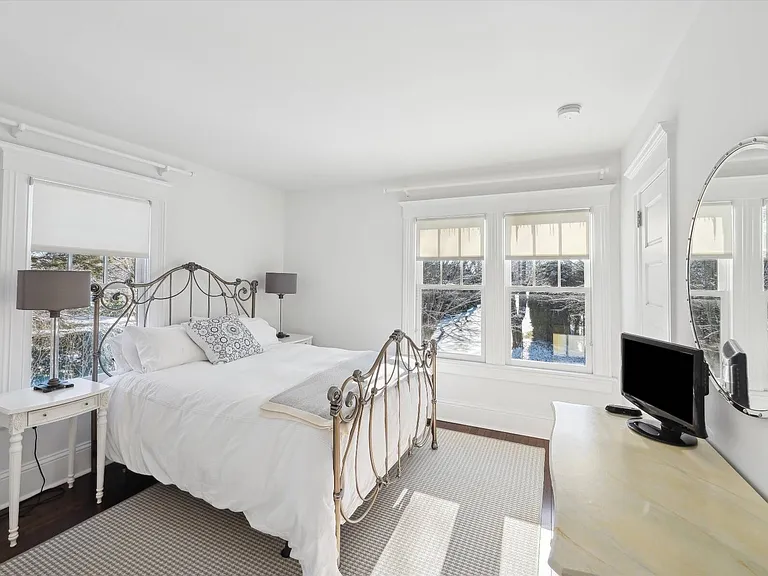65 Herrick Rd — Photo 21