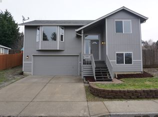 904 N Railroad Ave, Ridgefield, WA 98642