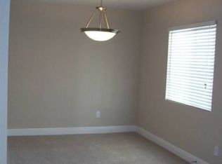 1527 Eden Isle Blvd NE APT 250, St Petersburg, FL 33704
