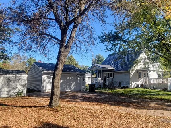135 W 3rd Street, Black River Falls, WI 54615