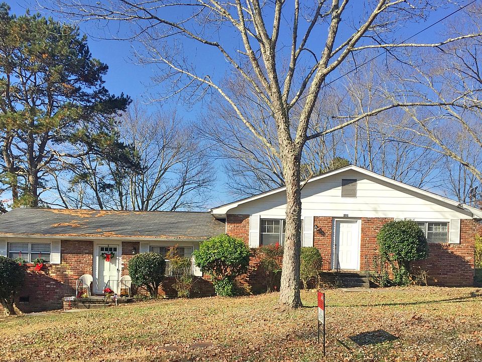 1st image of 1121 Glade Hill Dr