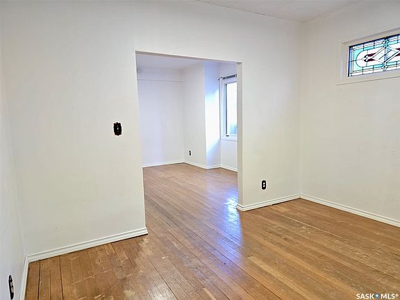 4th image of 332 7th Street