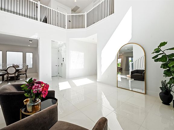 5th image of 8185 Crystal Downs Ave